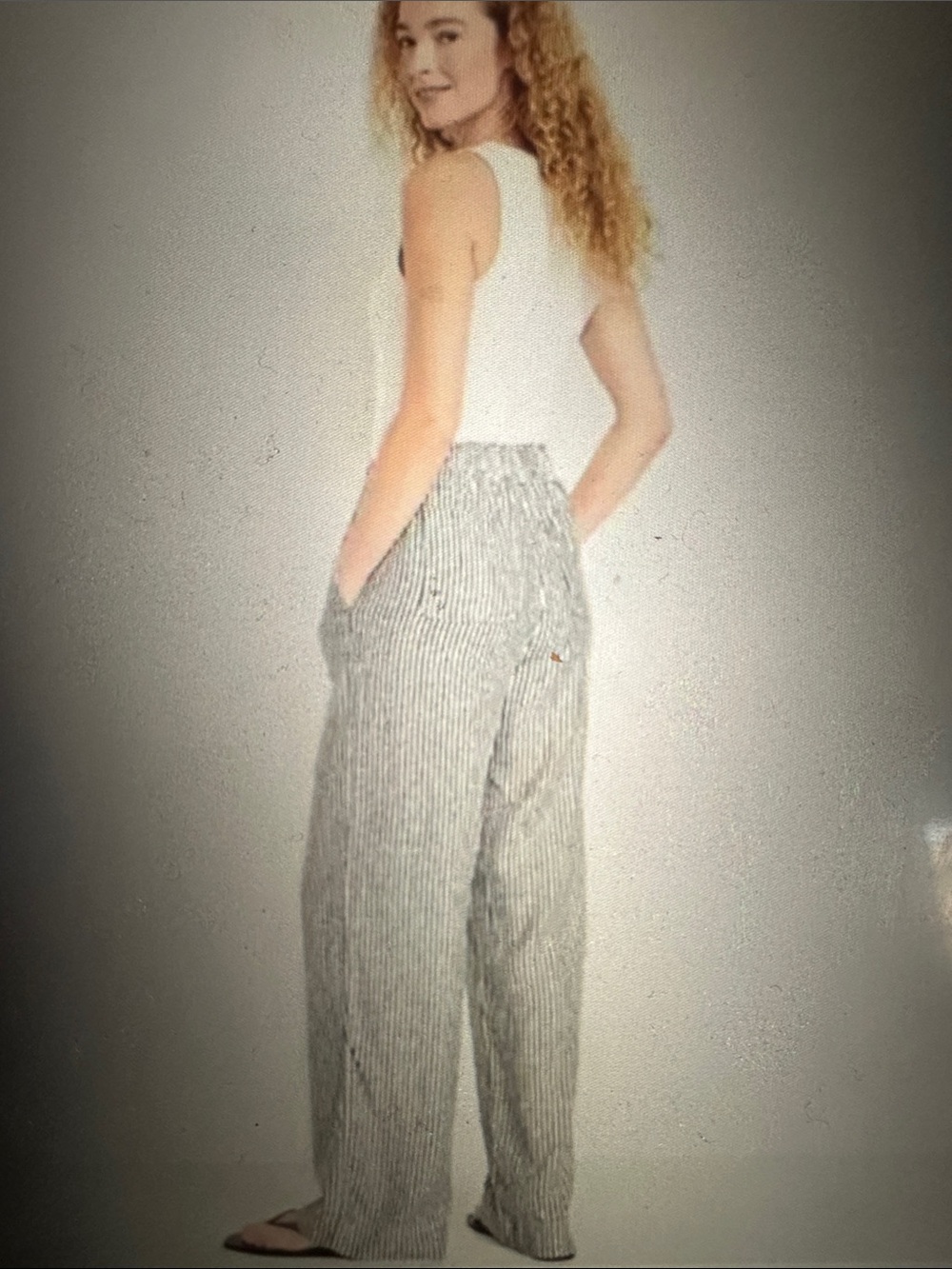 Old Navy Navy/White Striped Wide-Leg Linen-Blend Pants, size Medium - Picture 9 of 9